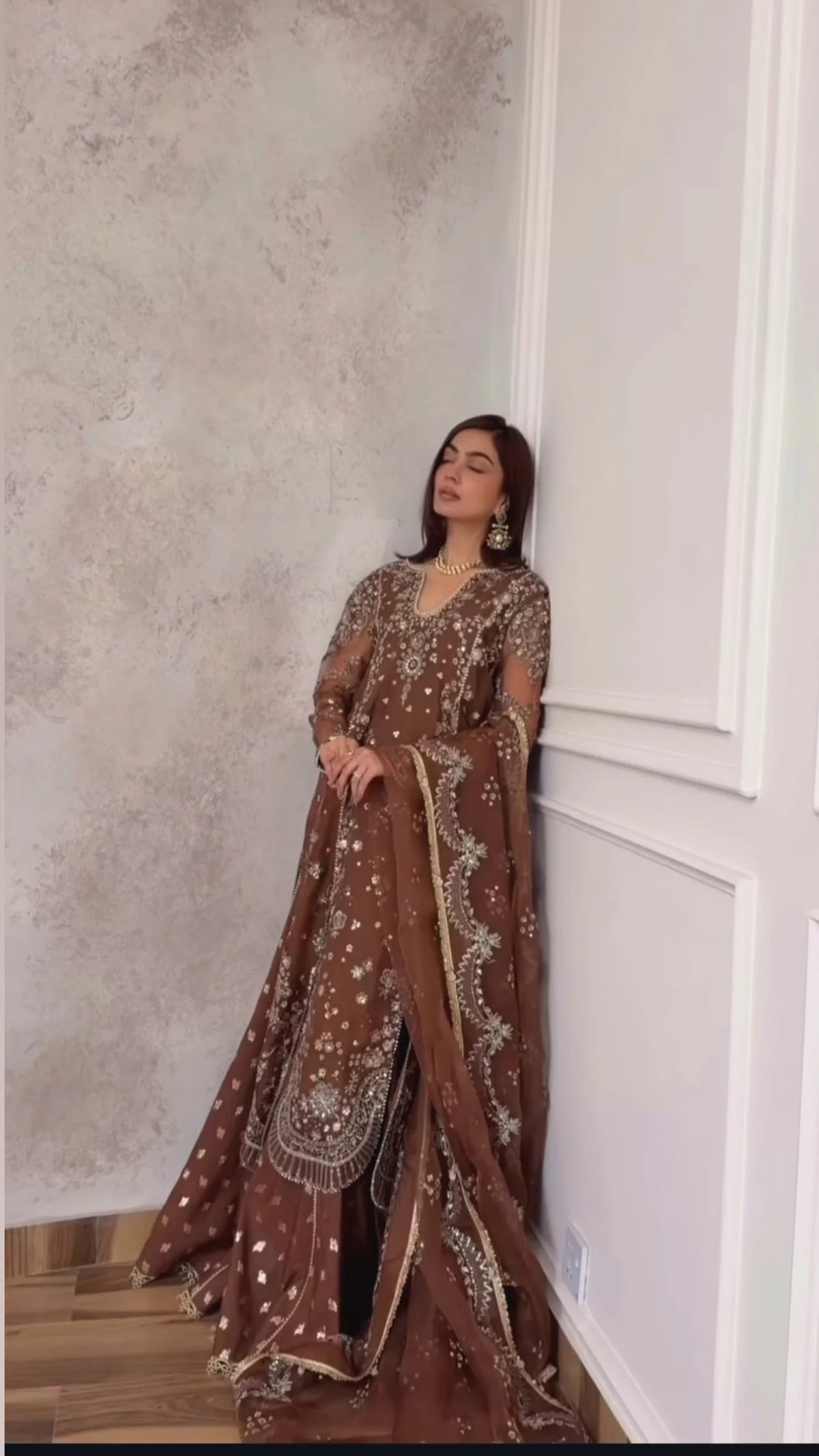 Spotted in Afrozeh Aure Formals/Isadora/Dark Brown