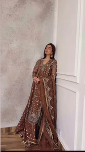 Spotted in Afrozeh Aure Formals/Isadora/Dark Brown