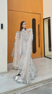 Spotted in  Afrozeh Dastangoi Formals 26/Afsun/Ivory White