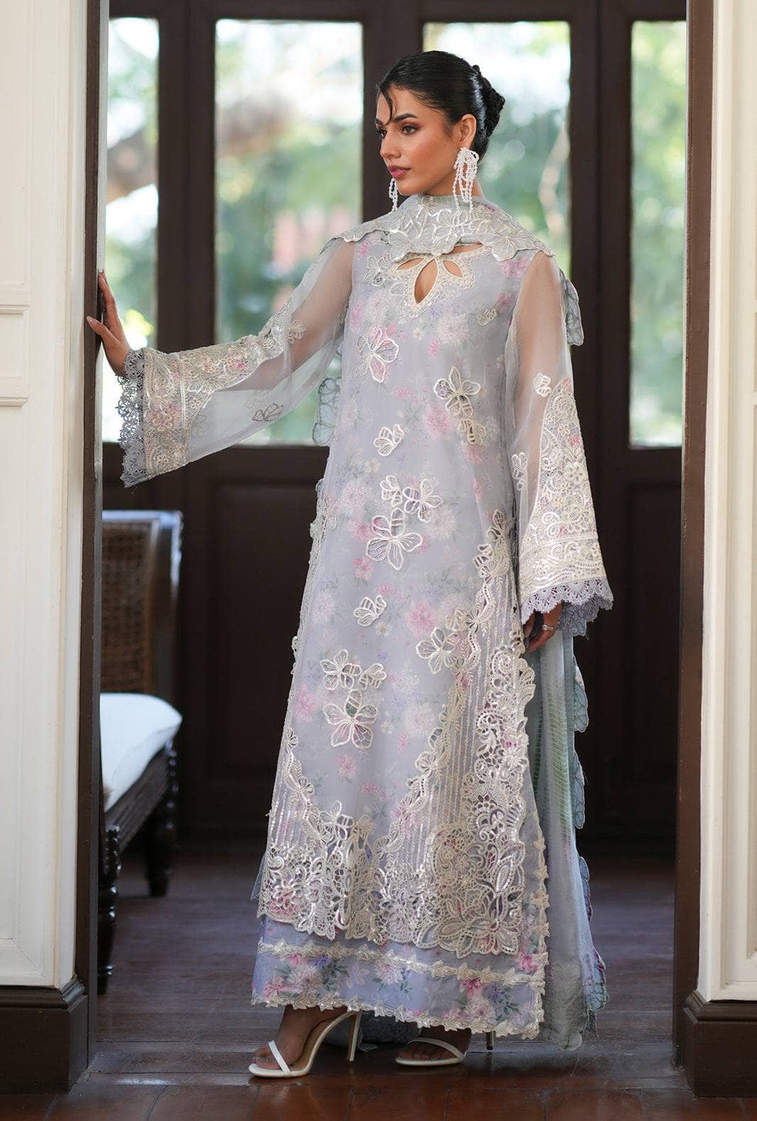 img_ajr_couture_awwal_boutique