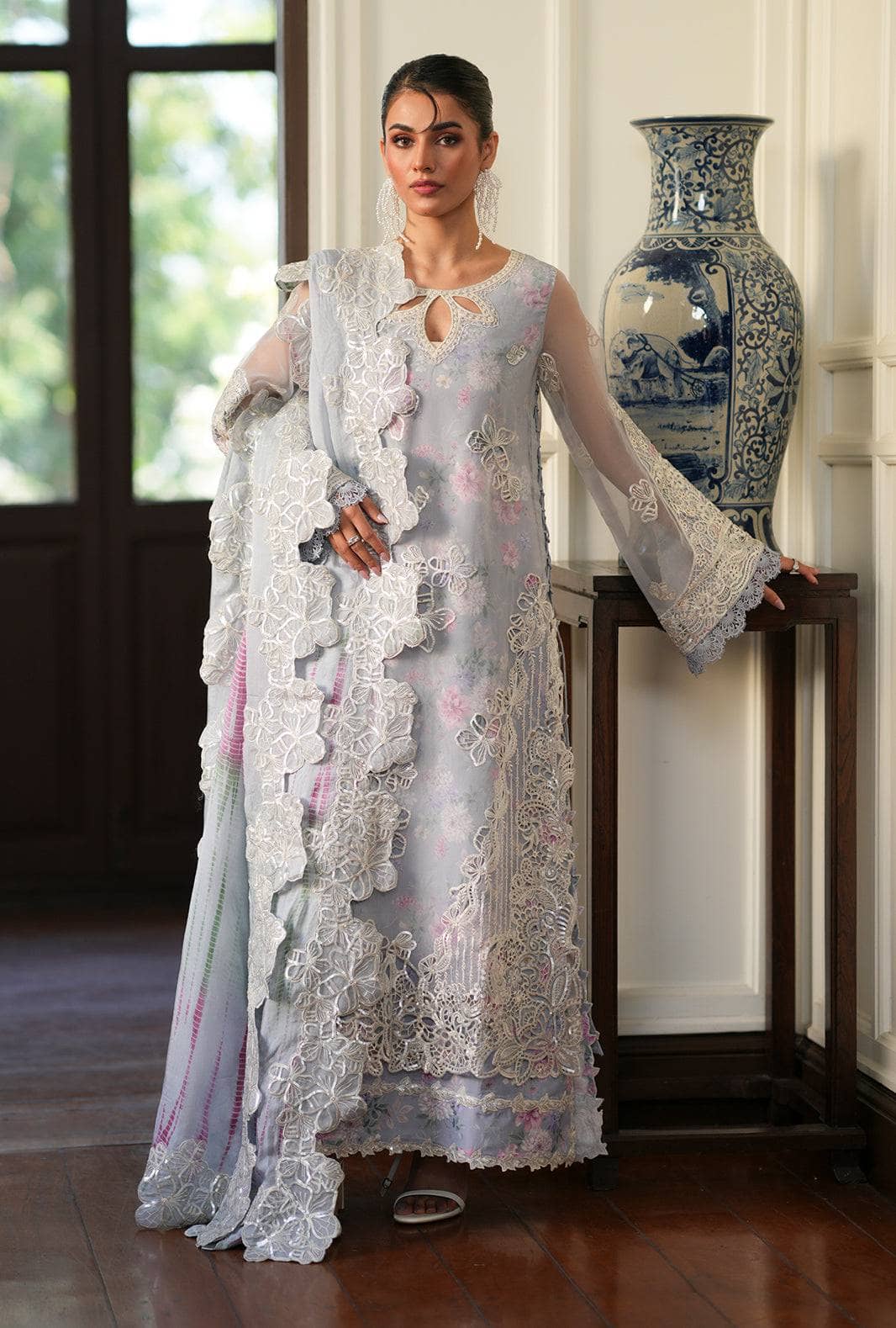 img_ajr_couture_awwal_boutique