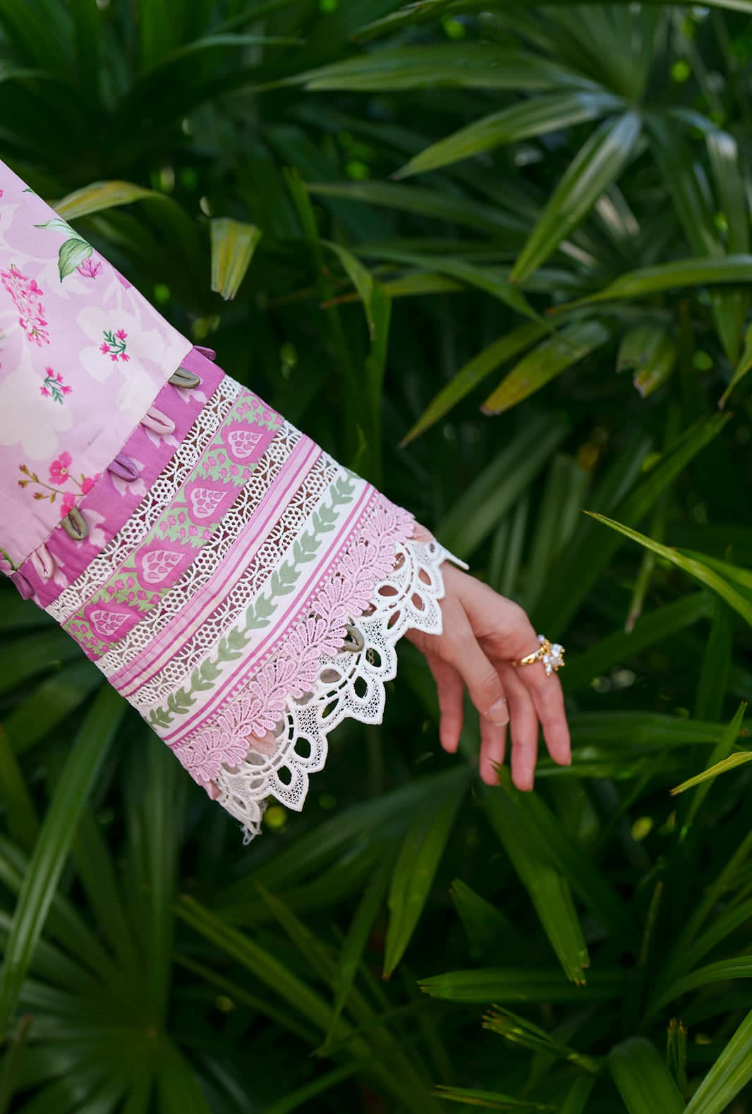 Ajr Couture Chikankari Lawn 26/Iris/Black