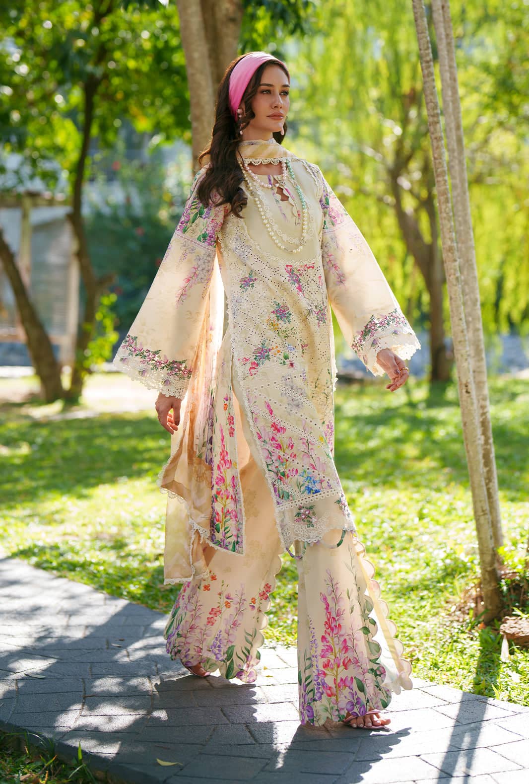 img_ajr_couture_awwal_boutique