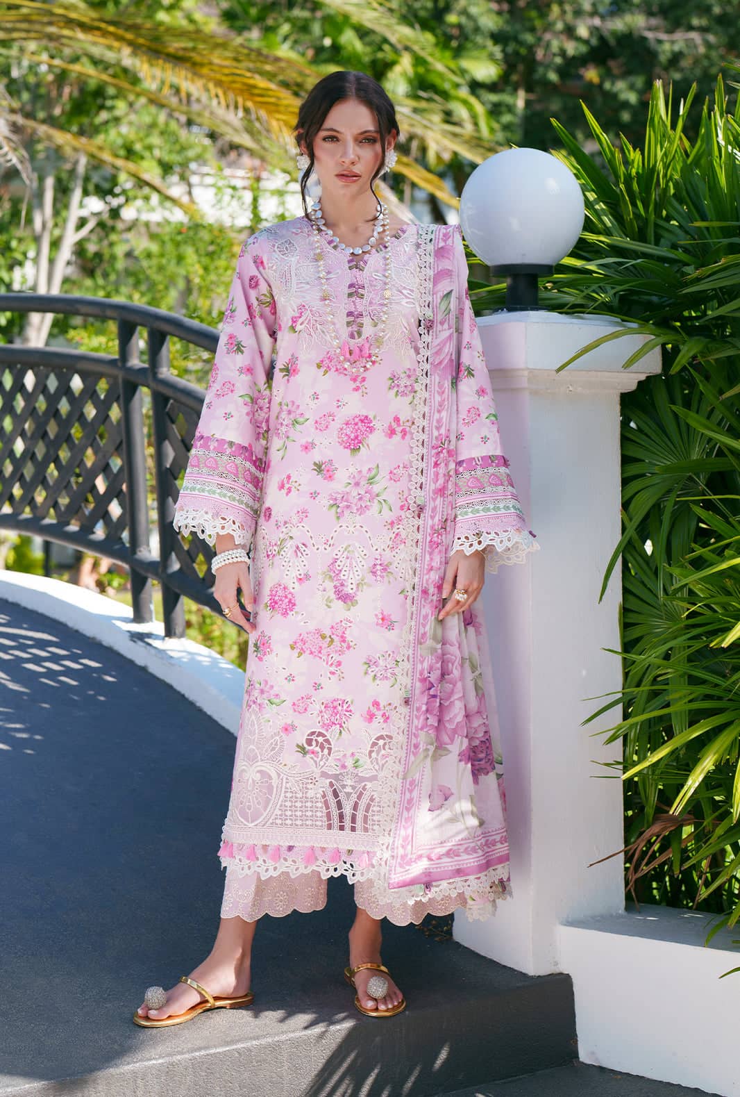 img_ajr_couture_awwal_boutique