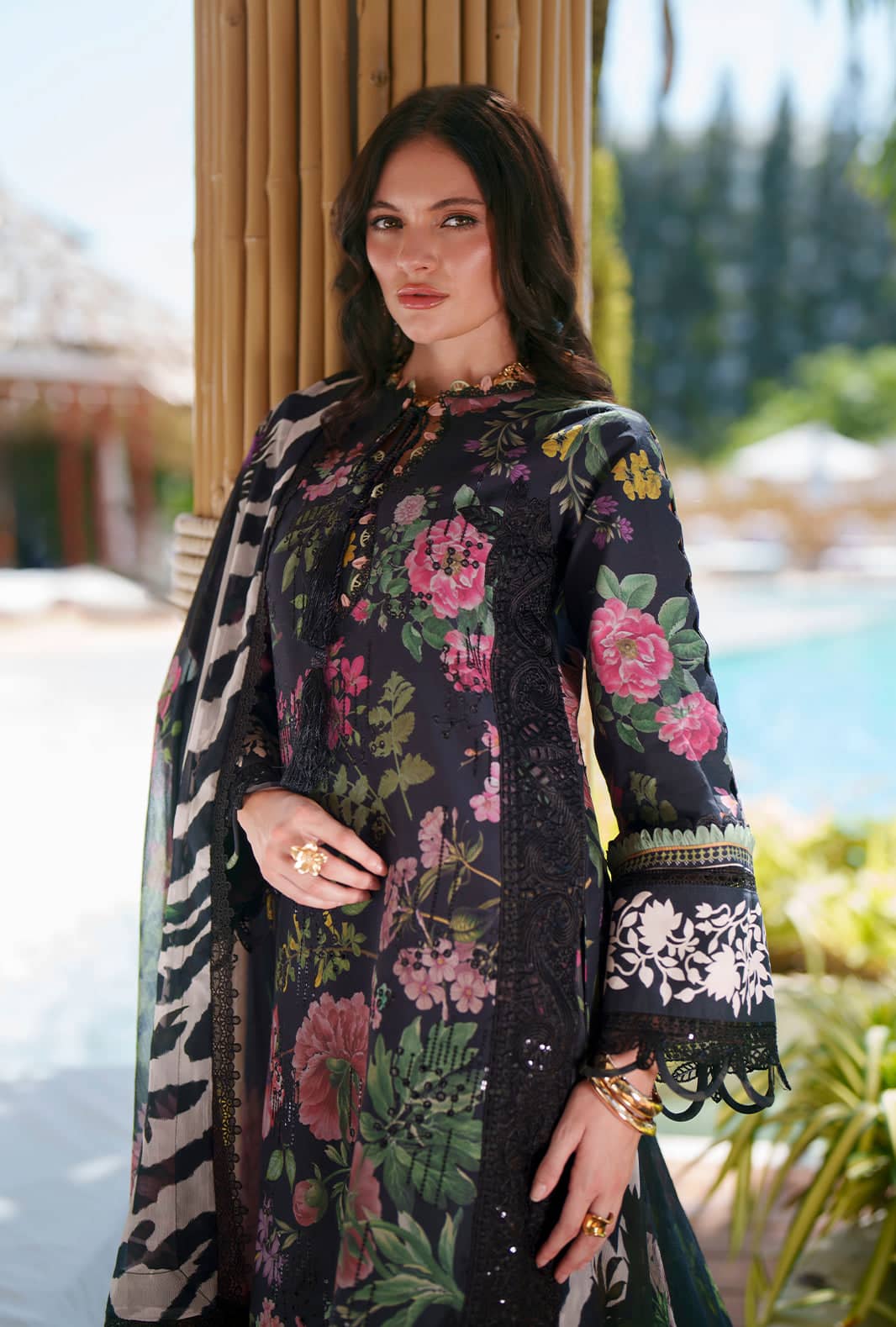 img_ajr_couture_awwal_boutique