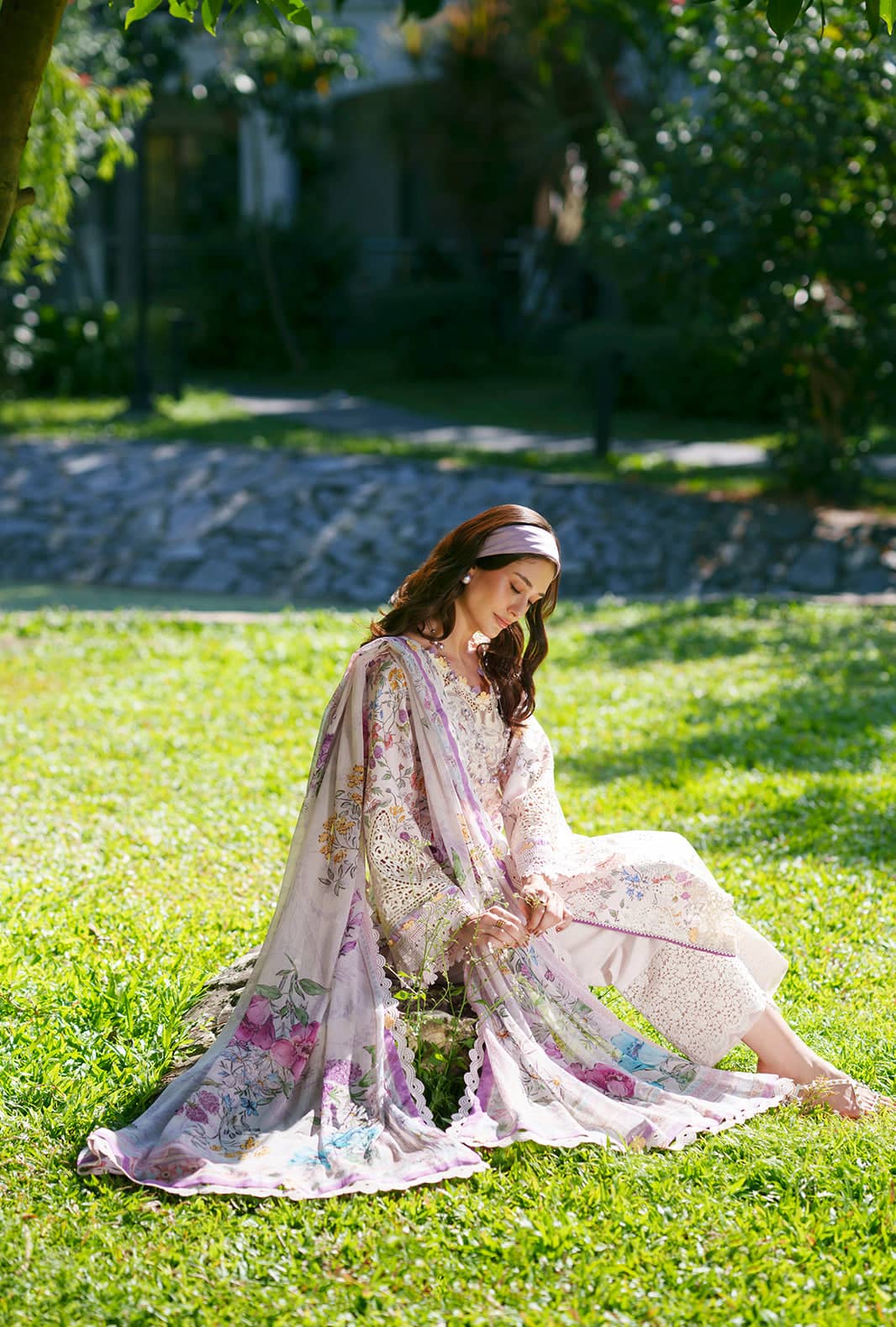 Ajr Couture Chikankari Lawn 26/Zuri/Powder Pink