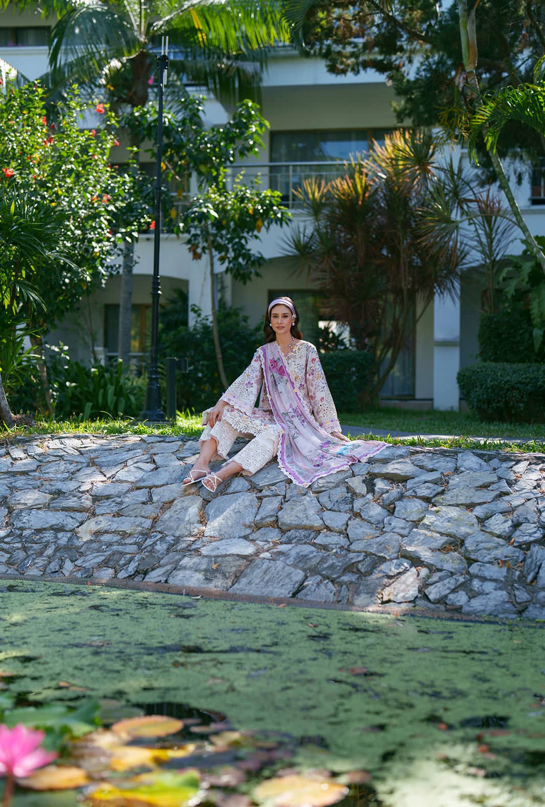 Ajr Couture Chikankari Lawn 26/Zuri/Powder Pink