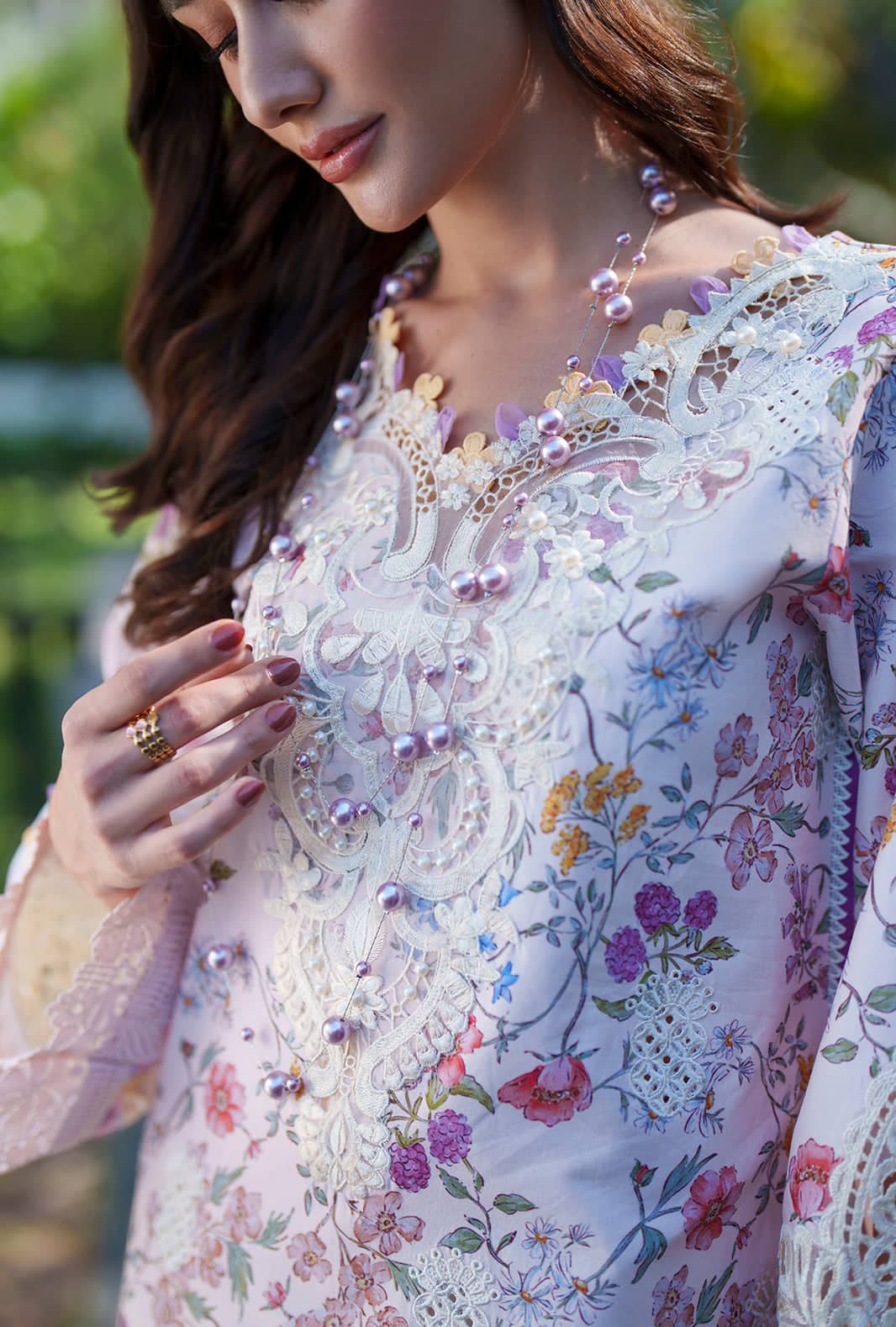 img_ajr_couture_awwal_boutique