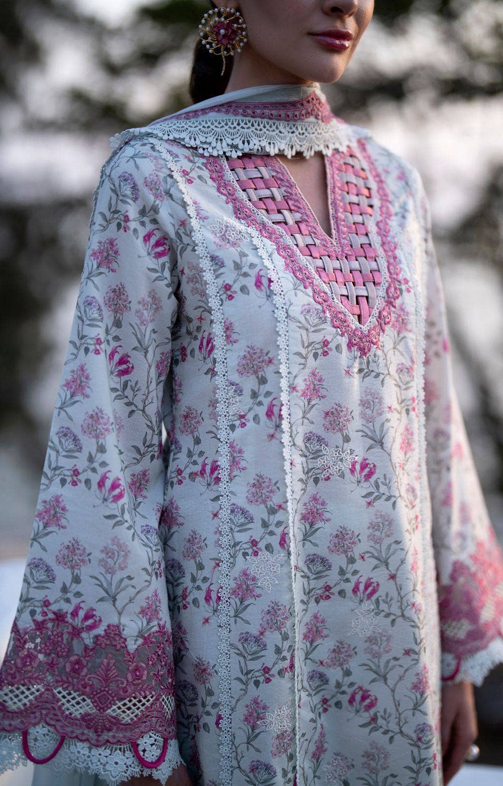 img_ajr_couture_printkari_awwal_boutique