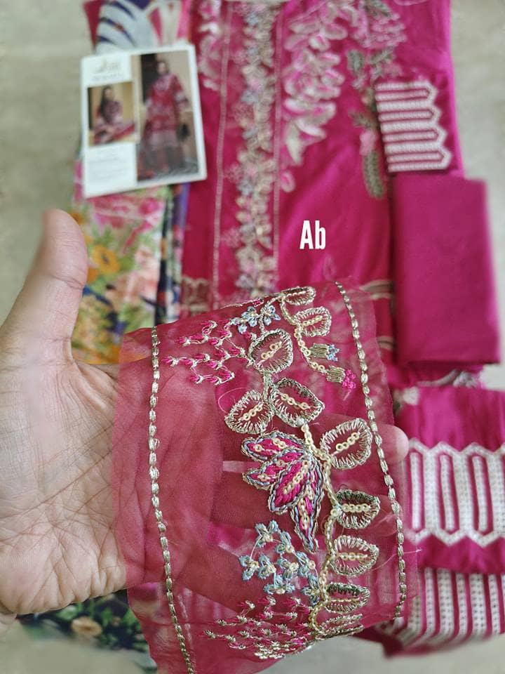 img_open_pic_alif_by_ajr_lawn_23_awwal_boutique