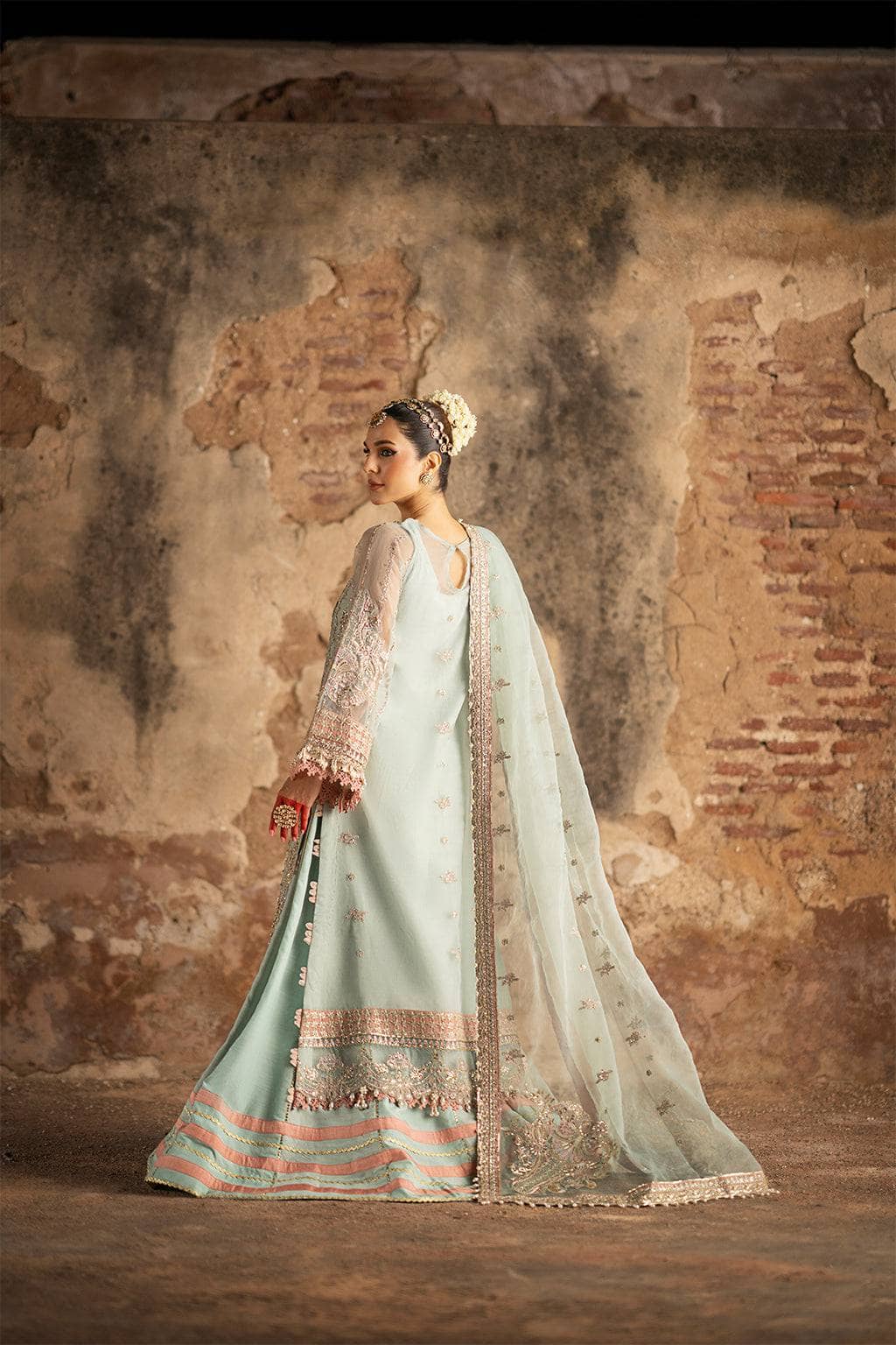 img_ajr_couture_awwal_boutique