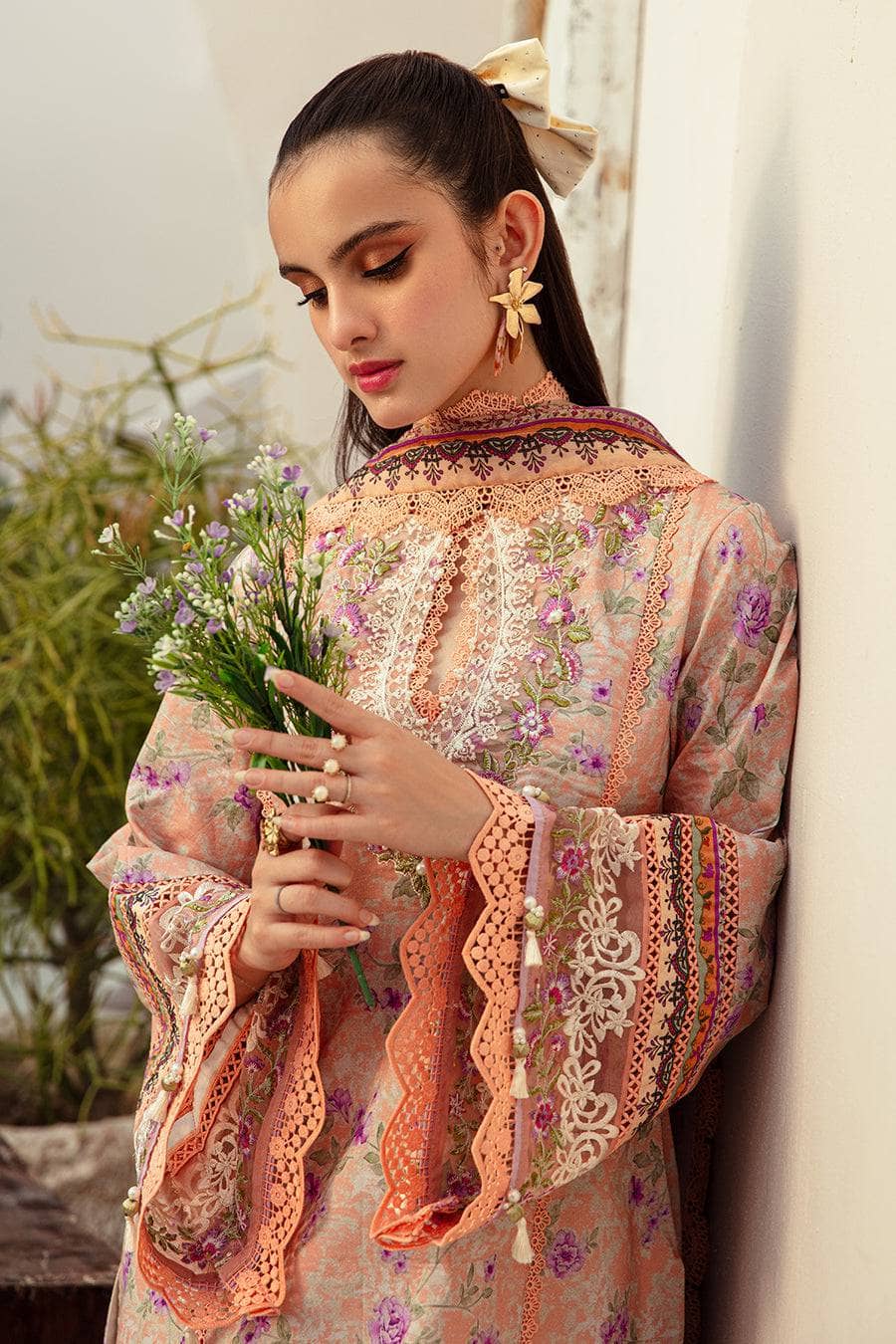 img_alif_by_ajr_couture_lawn_24_awwal_boutique