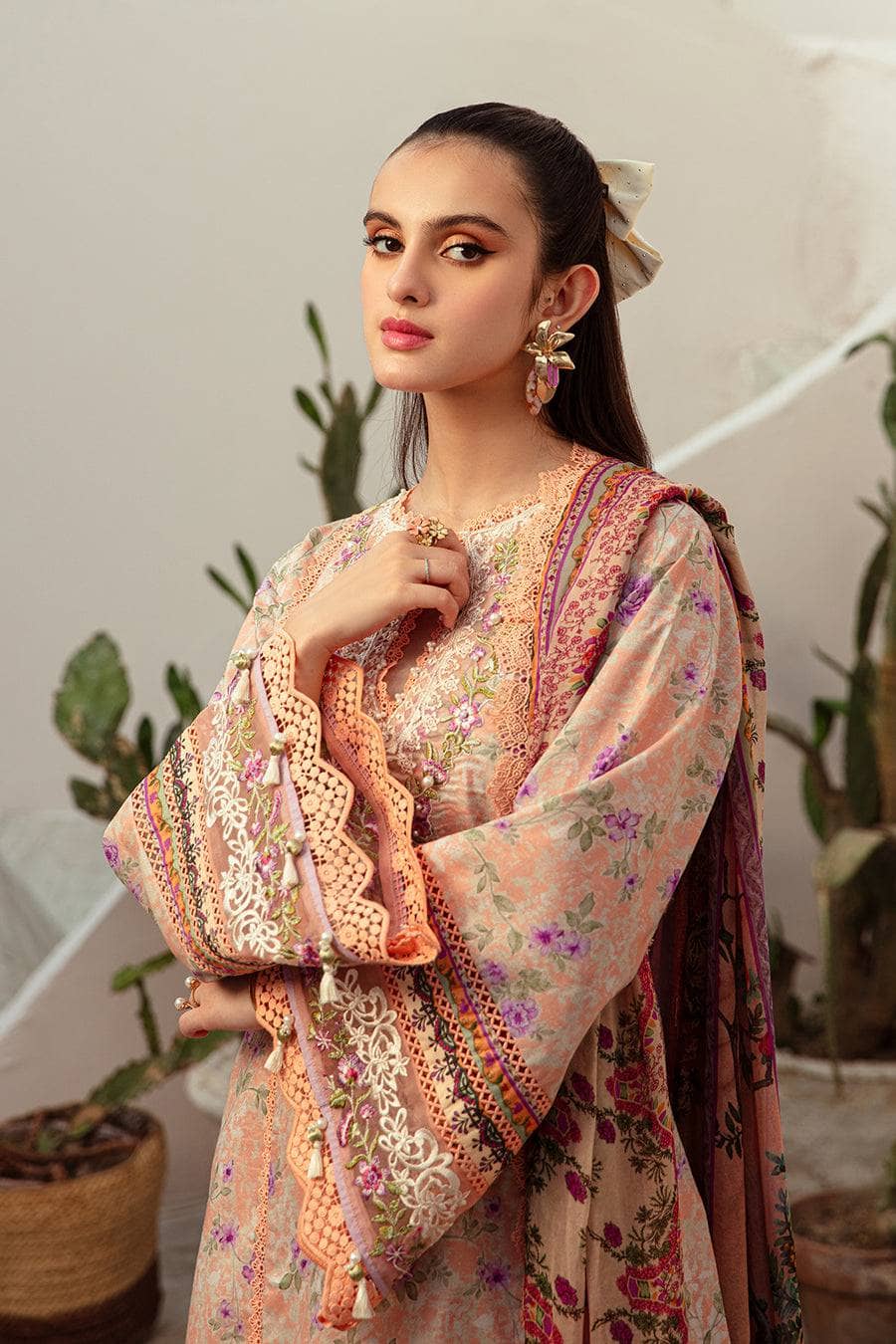 img_alif_by_ajr_couture_lawn_24_awwal_boutique