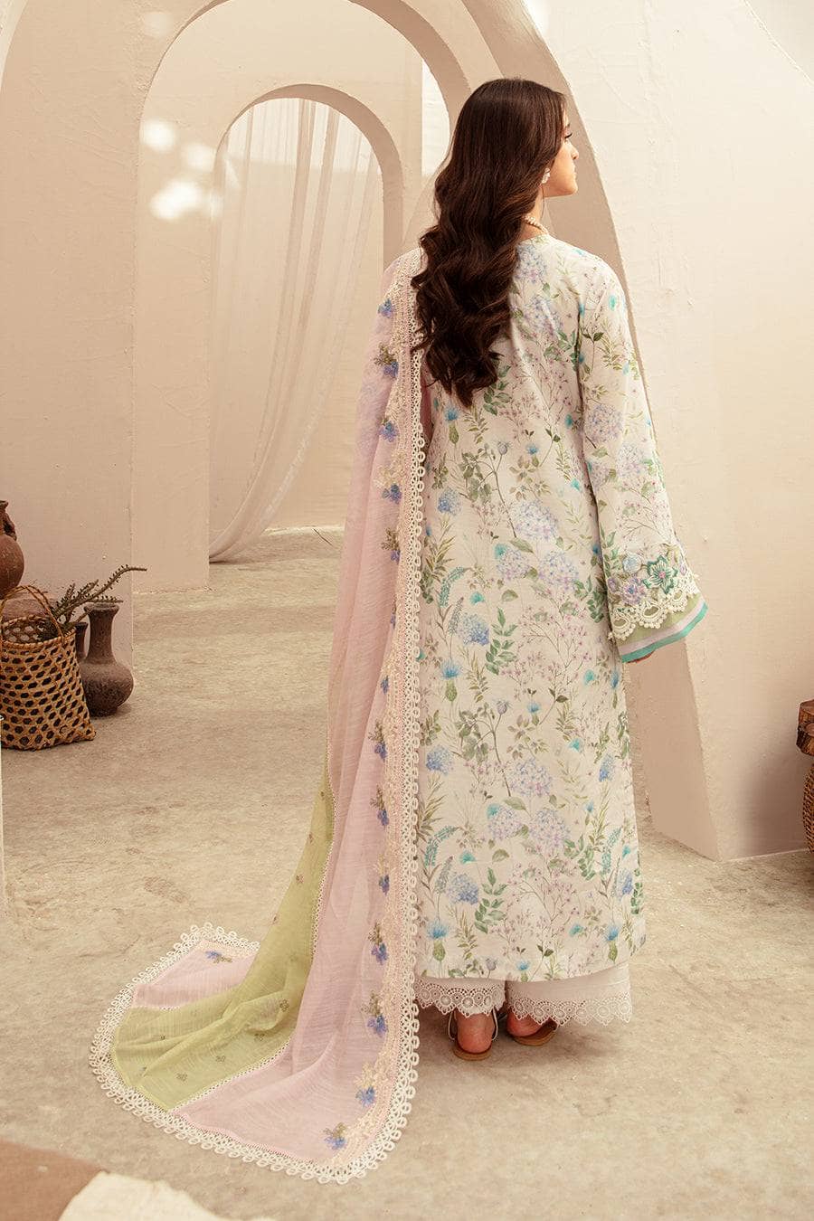 img_alif_by_ajr_couture_lawn_24_awwal_boutique