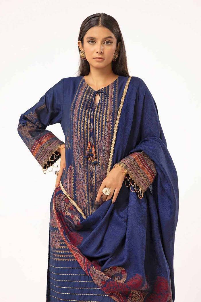 img_gul_ahmed_winter_24_awwal_boutique