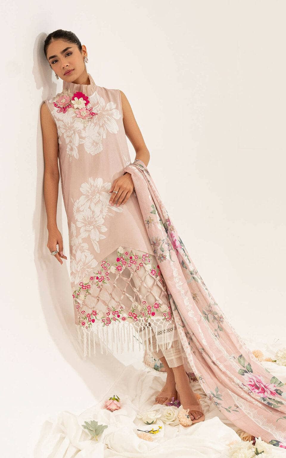 img_asifa_and_nabeel_lawn_23_awwal_boutique