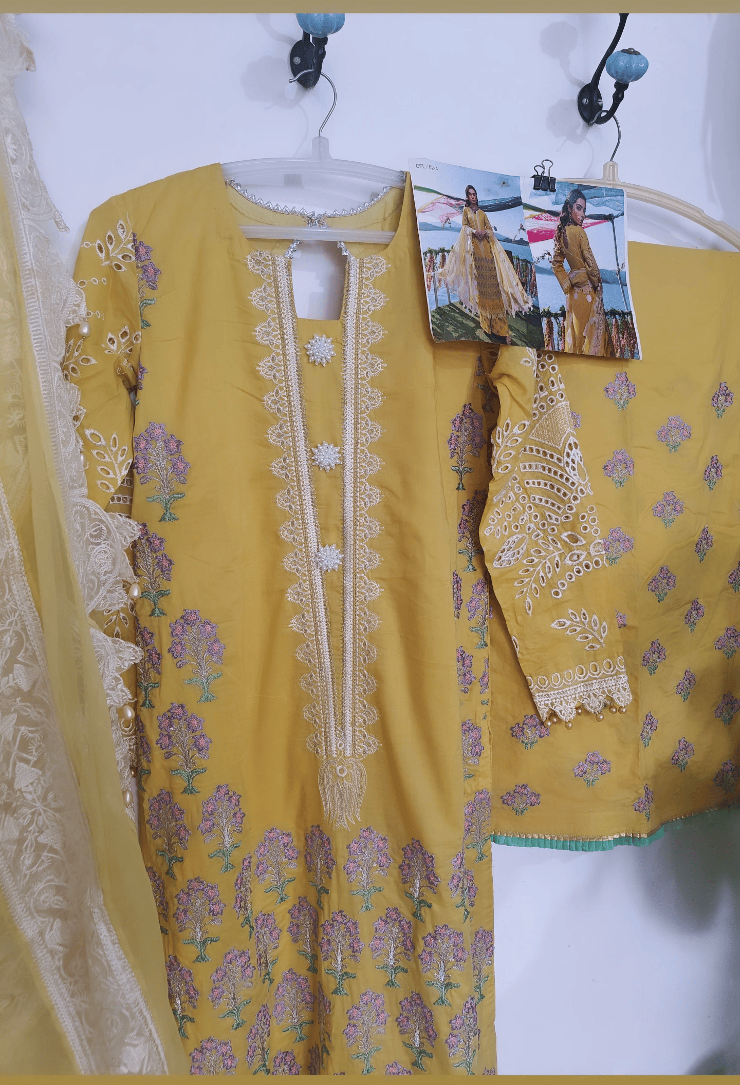 Stitched Charizma Signature/Medium/Awwal Pret Stitched Branded Suits