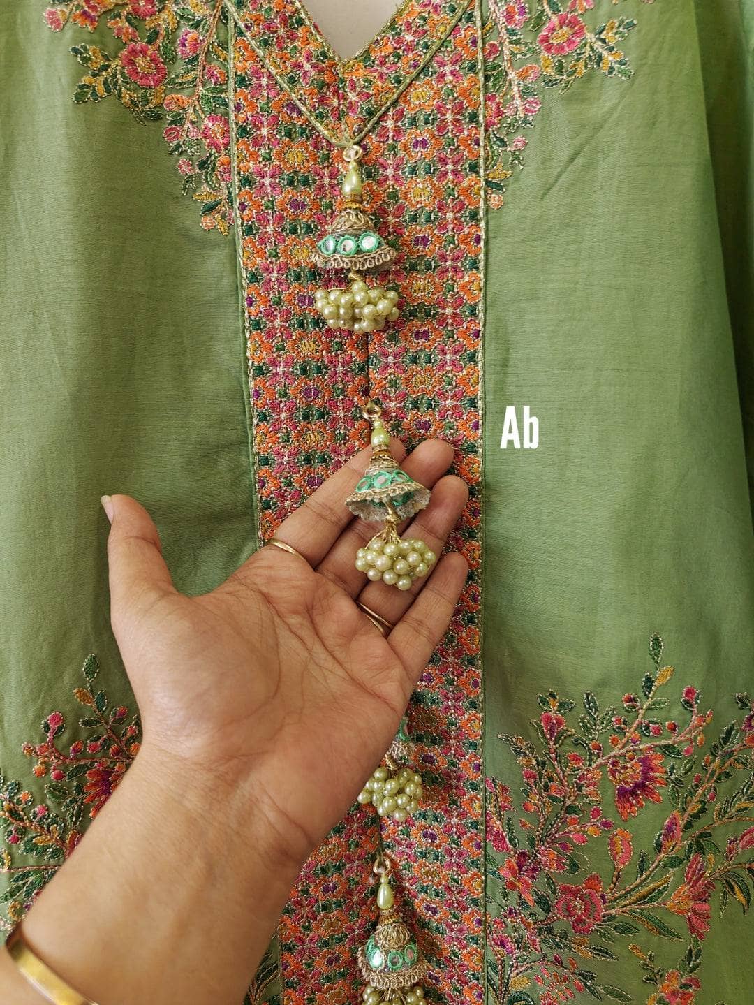 img_ready_to_wear_hussain_rehar_sarab_awwal_boutique
