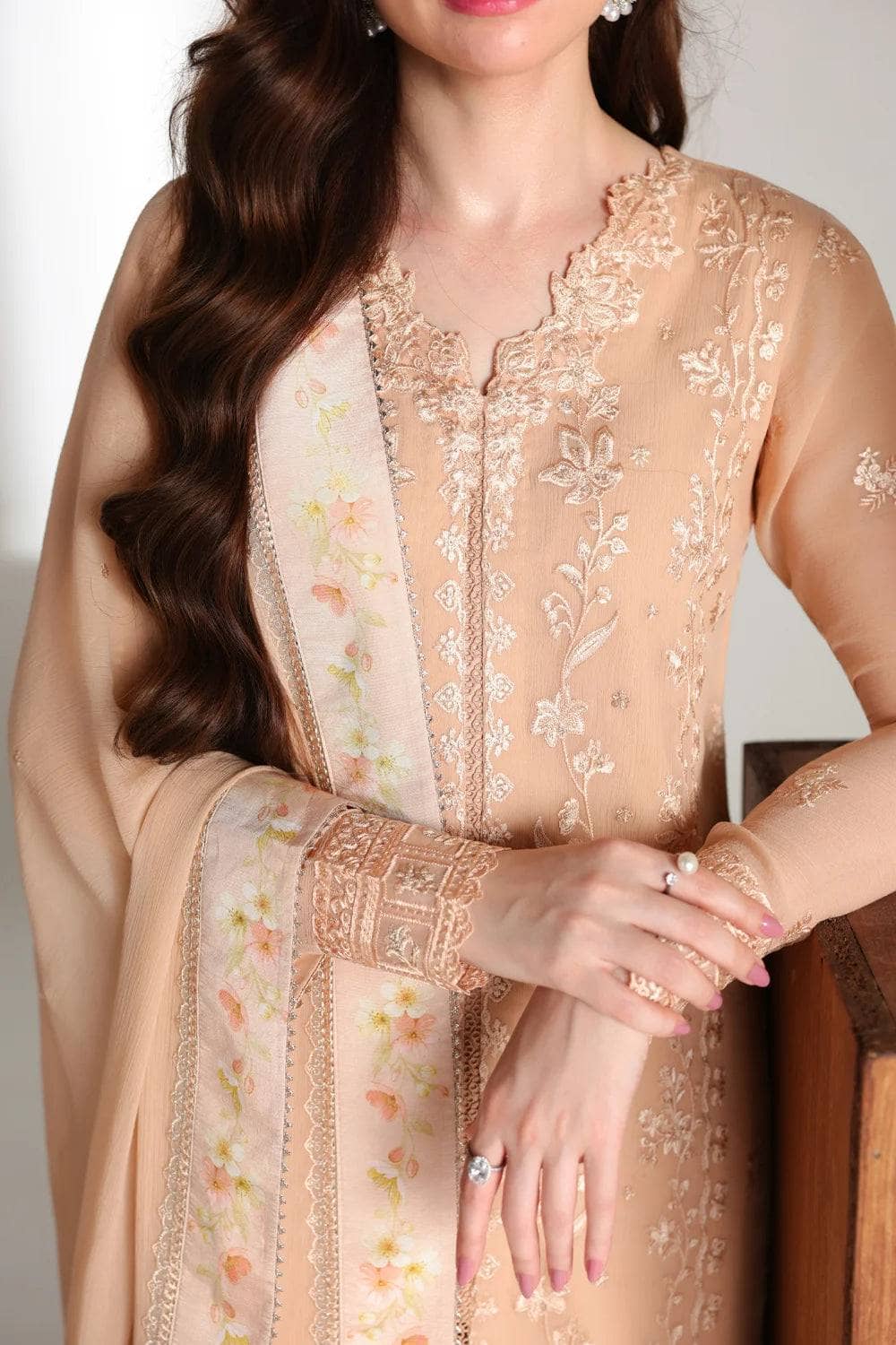 img_azure_ensemble_awwal_boutique