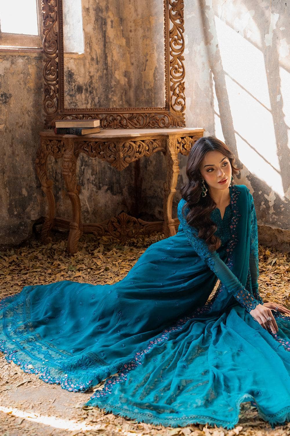 img_azure_ensemble_festive_collection