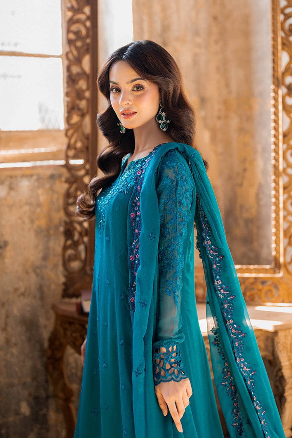 img_azure_ensemble_festive_collection