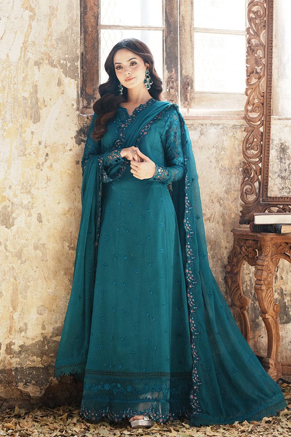 img_azure_ensemble_festive_collection