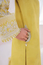 img_baroque_lawn_23_awwal_boutique