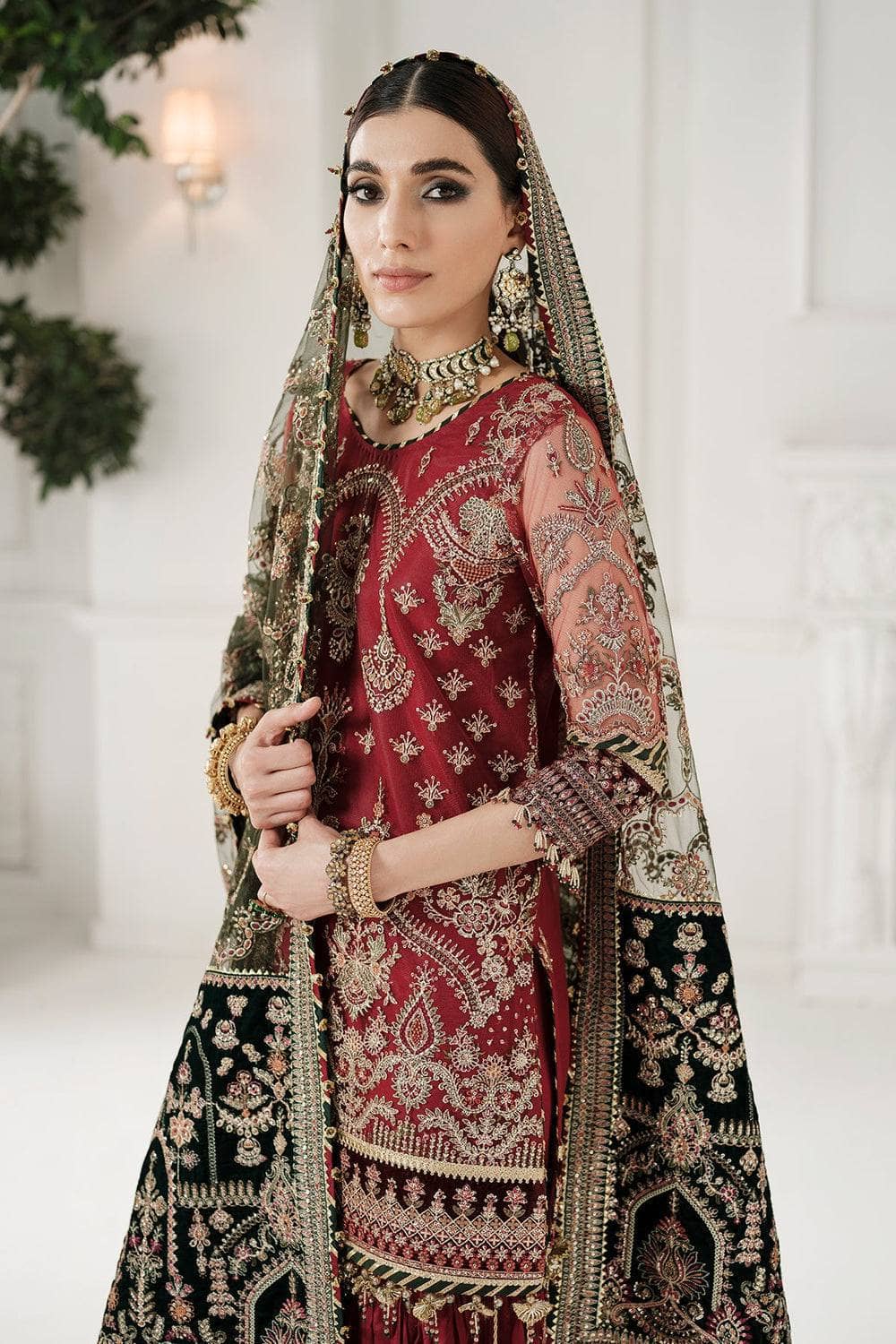 img_baroque_chantelle_awwal_boutique