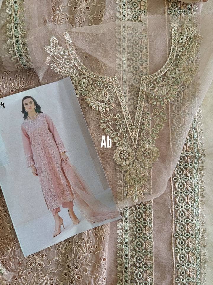 img_baroque_lawn-23_awwal_boutique