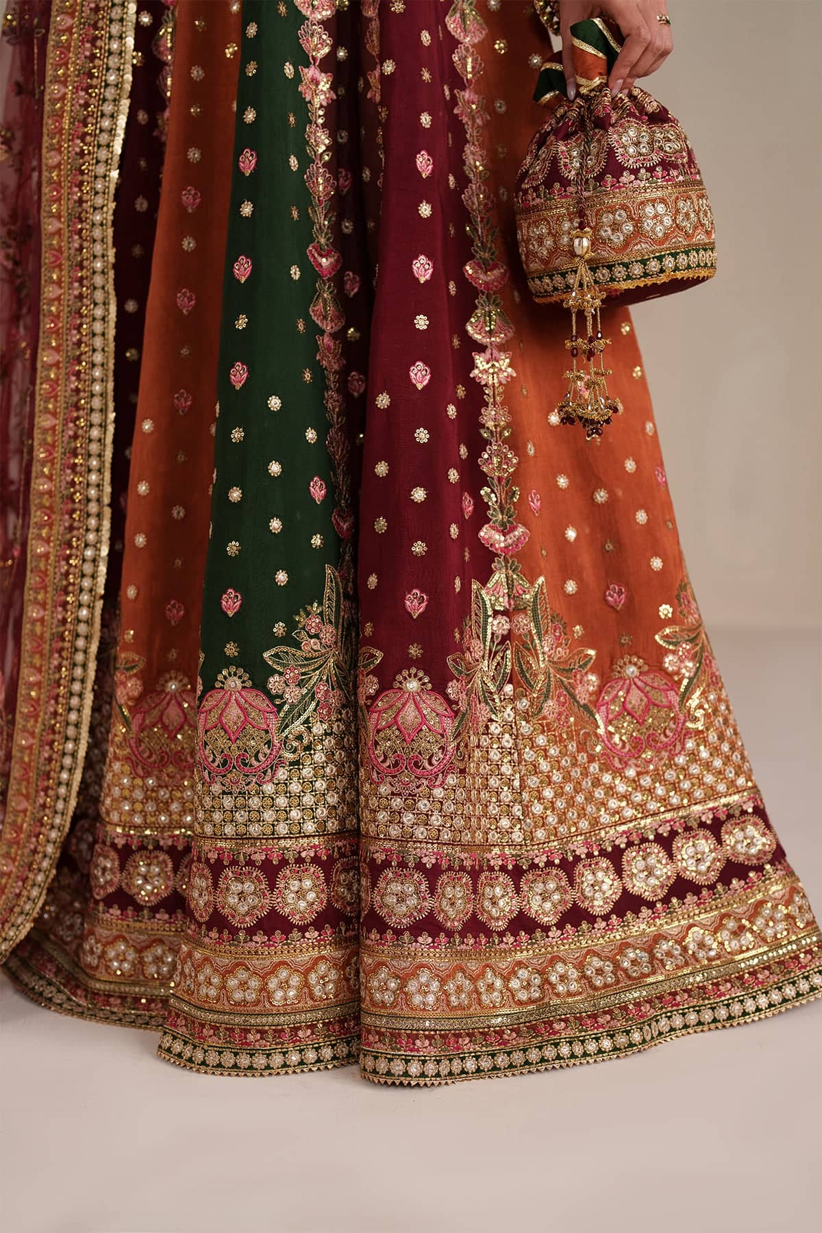 img_baroque_chiffon_awwal_boutique