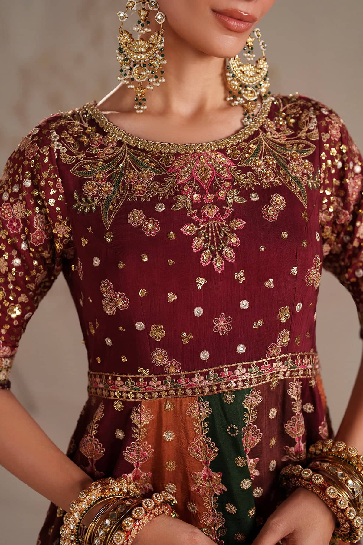 Baroque Exclusive Wedding Edition 26/EMBROIDERED RAW SILK UF-4366
