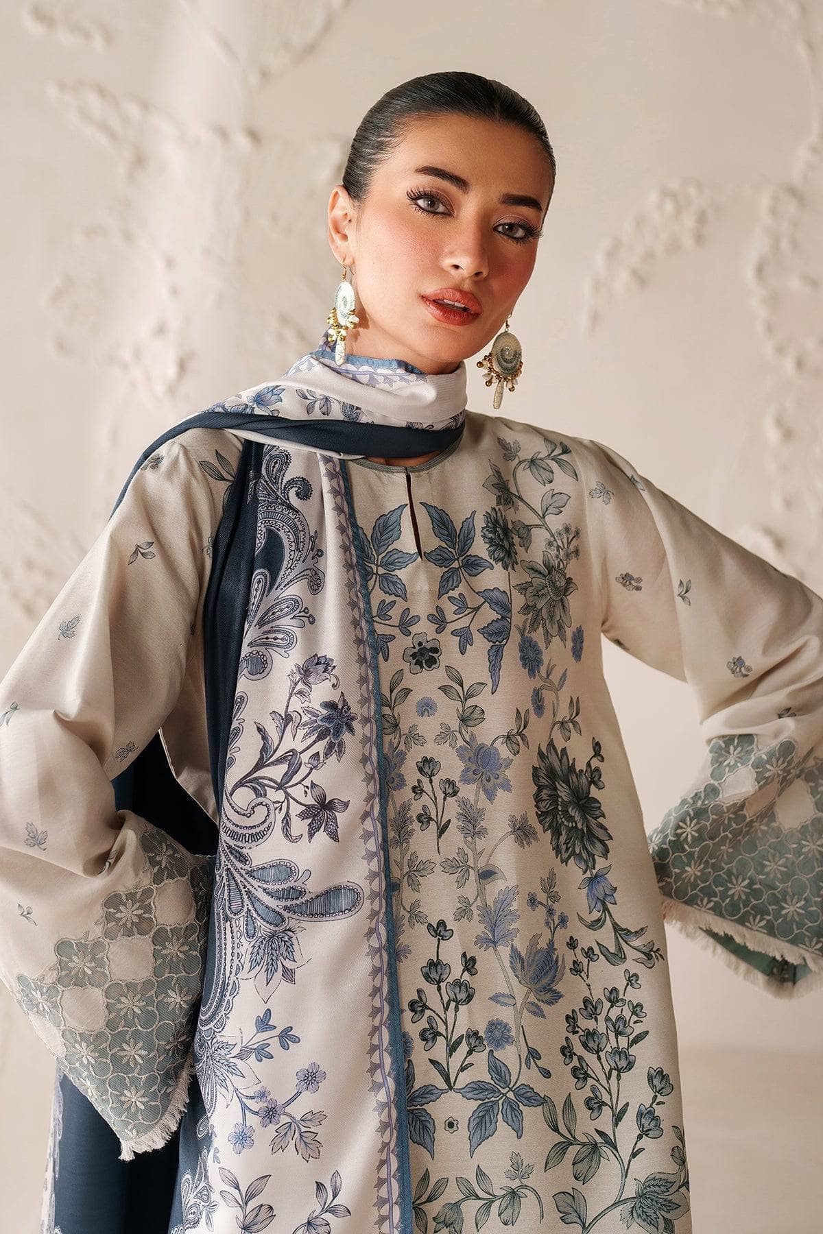 Baroque Exclusive Winter Fall Collection/DIGITAL PRINTED VISCOSE UF-4301