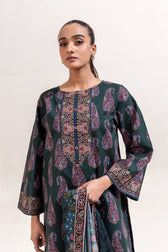 img_beechtree_lawn_awwal_boutique