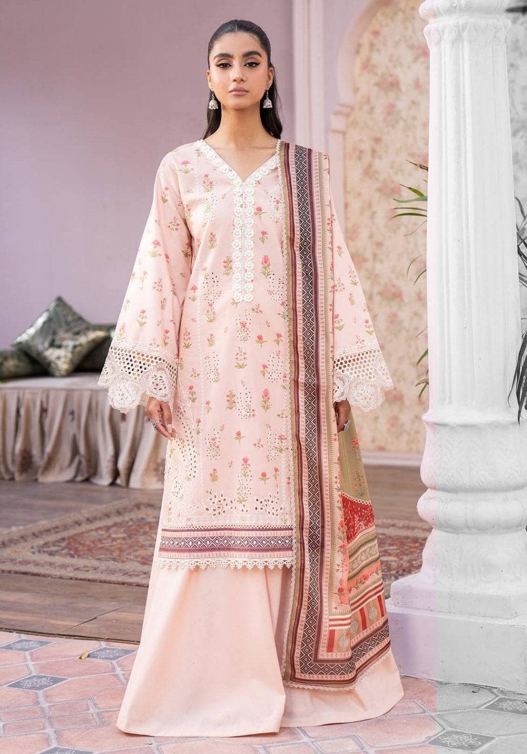 img_bin_ilyas_lawn_24_awwal_boutique