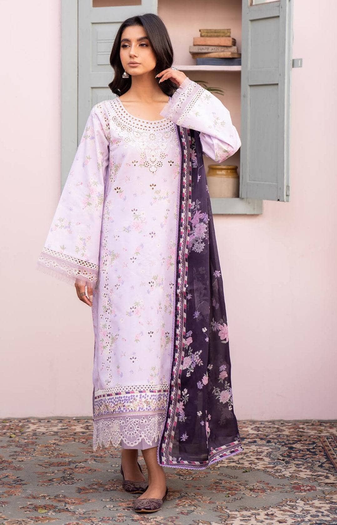 img_bin_ilyas_lawn_24_awwal_boutique