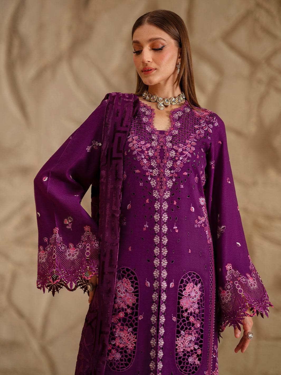 img_bin_ilyas_saqqara_awwal_boutique