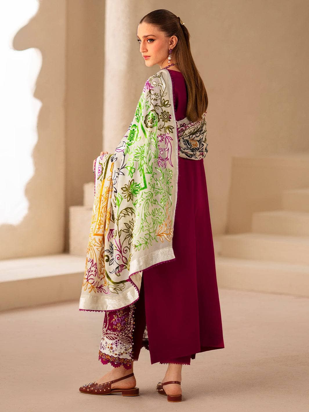 img_bin_ilyas_saqqara_velvet_palachi_shawl_awwal_boutique