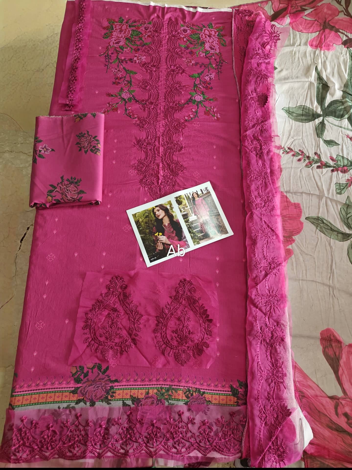 Open Pic/Charizma Aghaz E Nou/Trending Looks/AG6