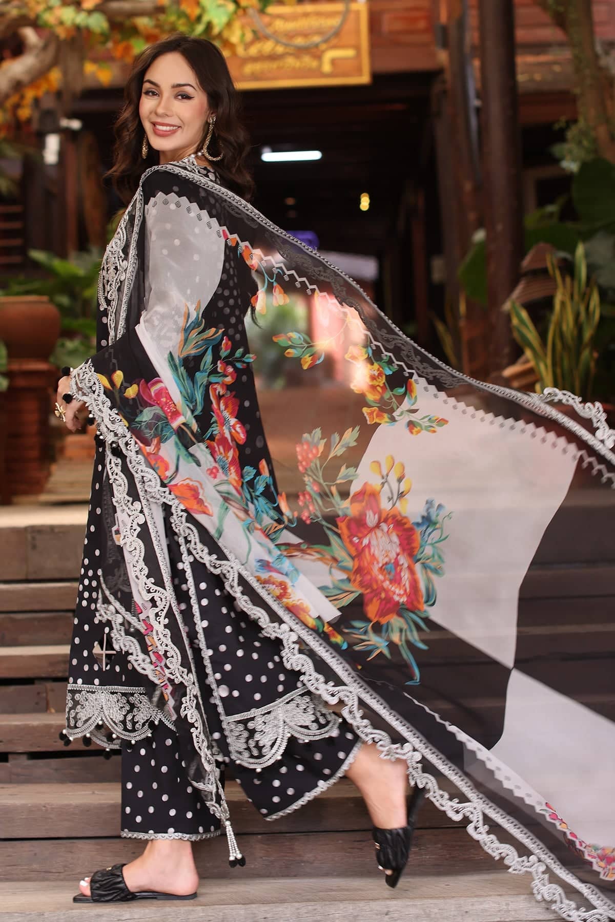 img_charizma_aghaz_e_nou_awwal_boutique