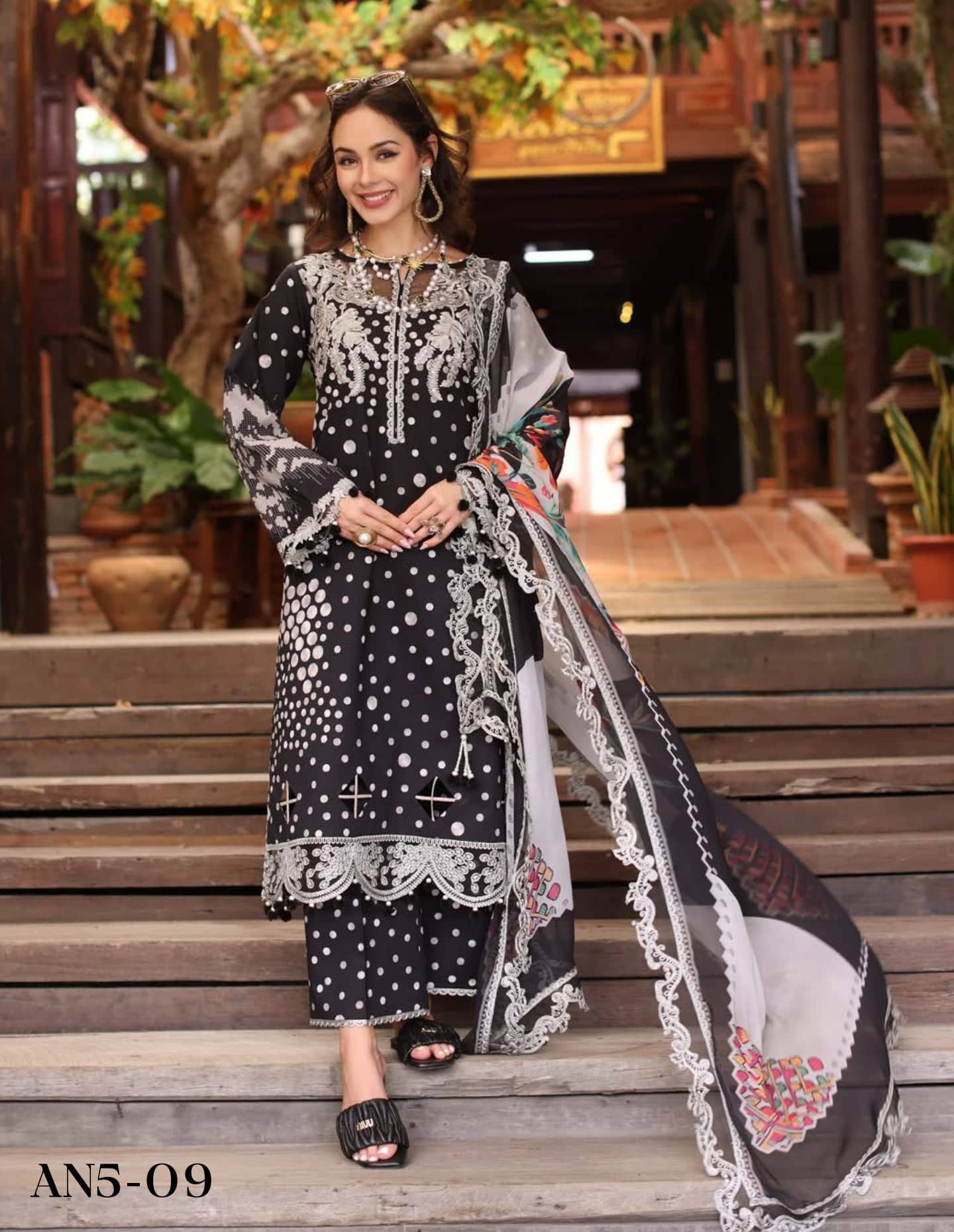 img_charizma_aghaz_e_nou_awwal_boutique