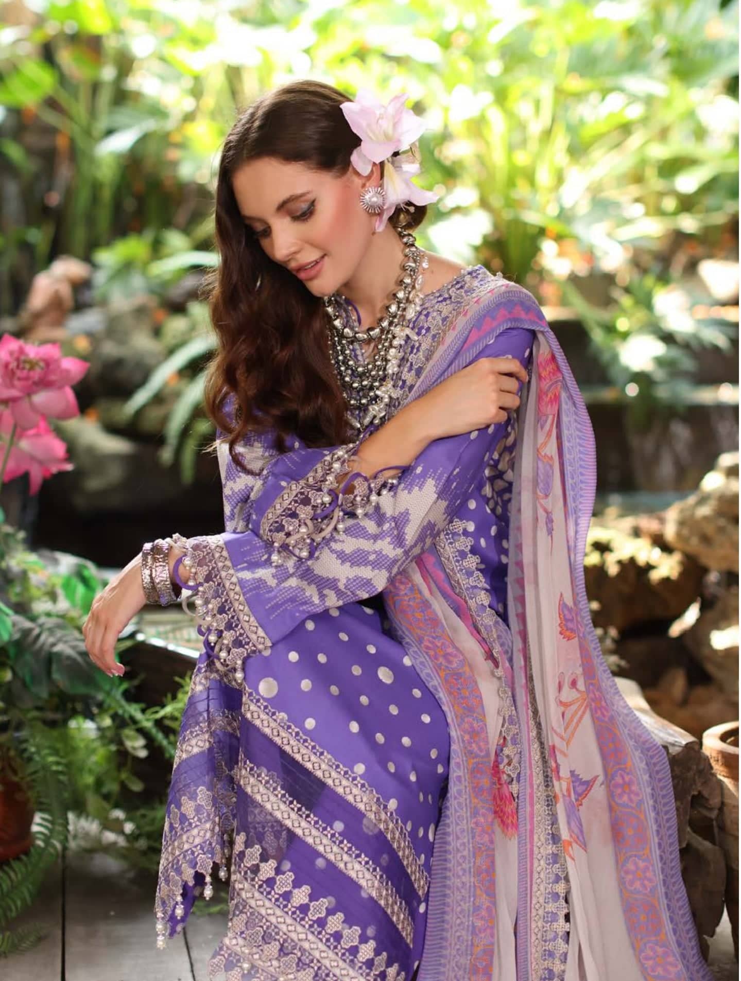 Charizma Aniiq Lawn/Pure Chiffon Embroideried Dupatta/AN5-11