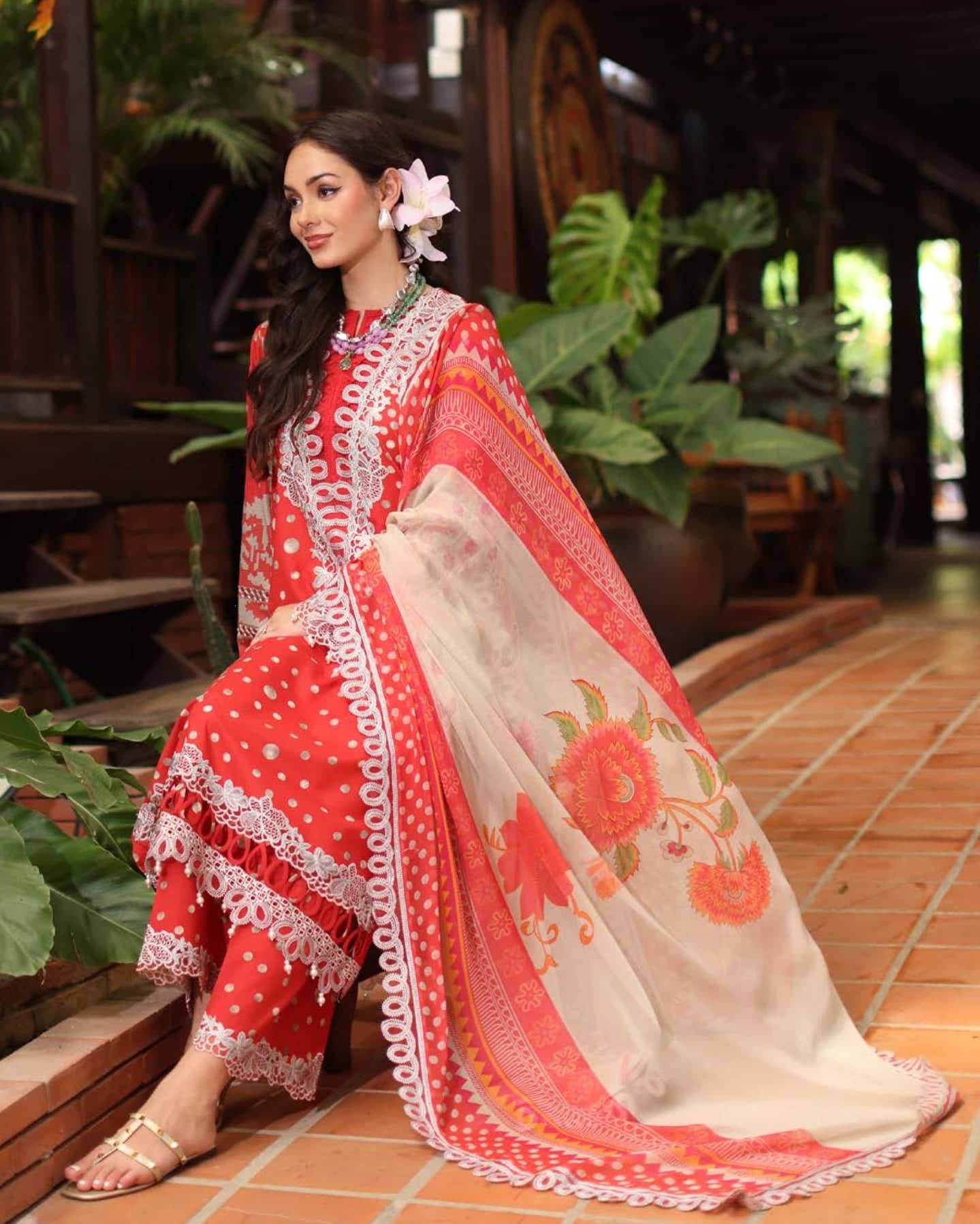 Charizma Aniiq Lawn/Pure Chiffon Embroideried Dupatta/AN5-12