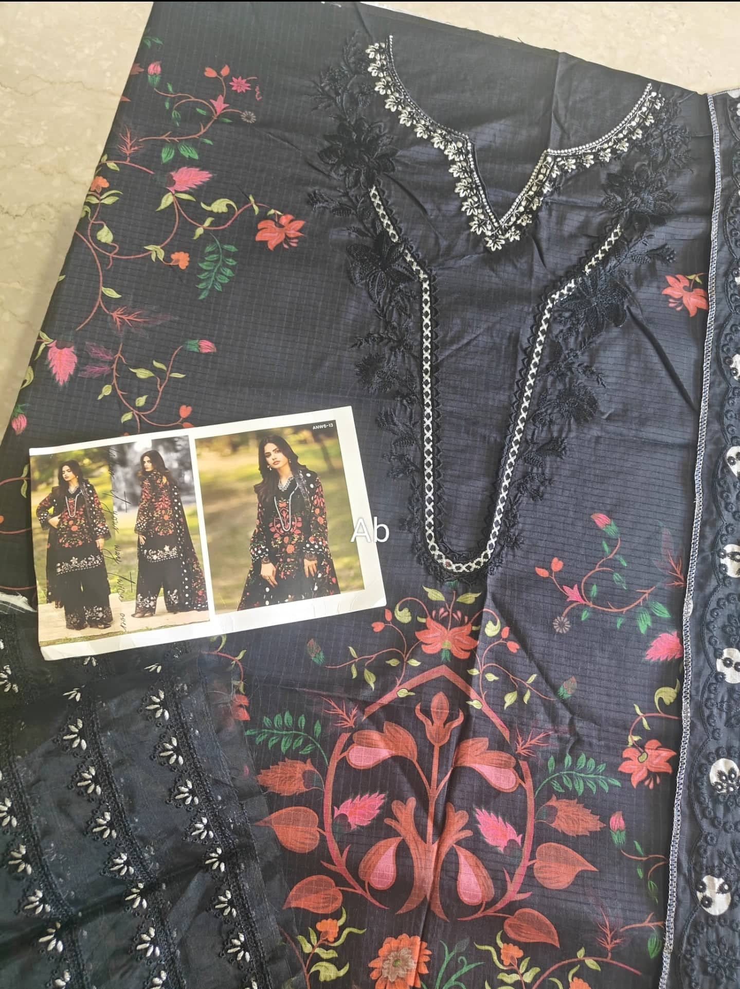 Charizma Aniiq open pics Open Pic/Charizma Aniiq Vol 2/Embroideried Linen Shawls/ANW6-13