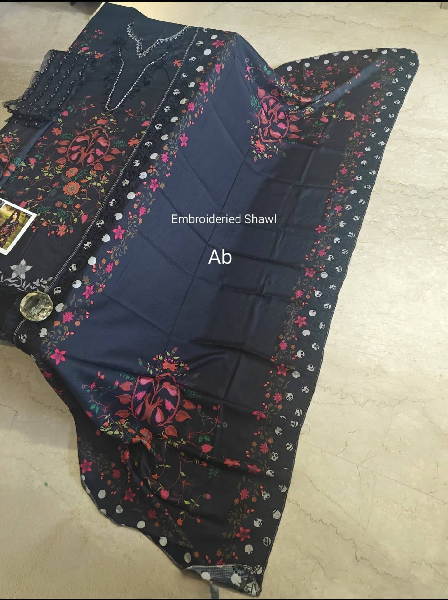 Charizma Aniiq open pics Open Pic/Charizma Aniiq Vol 2/Embroideried Linen Shawls/ANW6-13