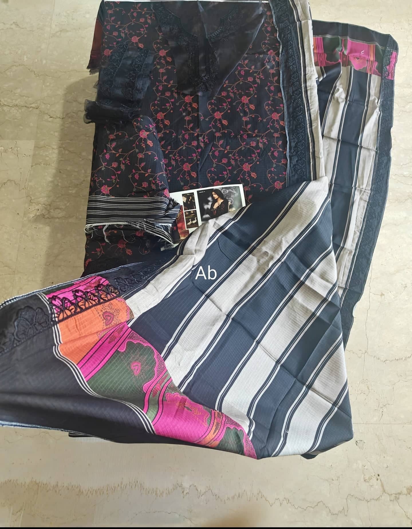 Charizma Aniiq open pics Open Pic/Charizma Aniiq Vol 2/Embroideried Linen Shawls/ANW6-17