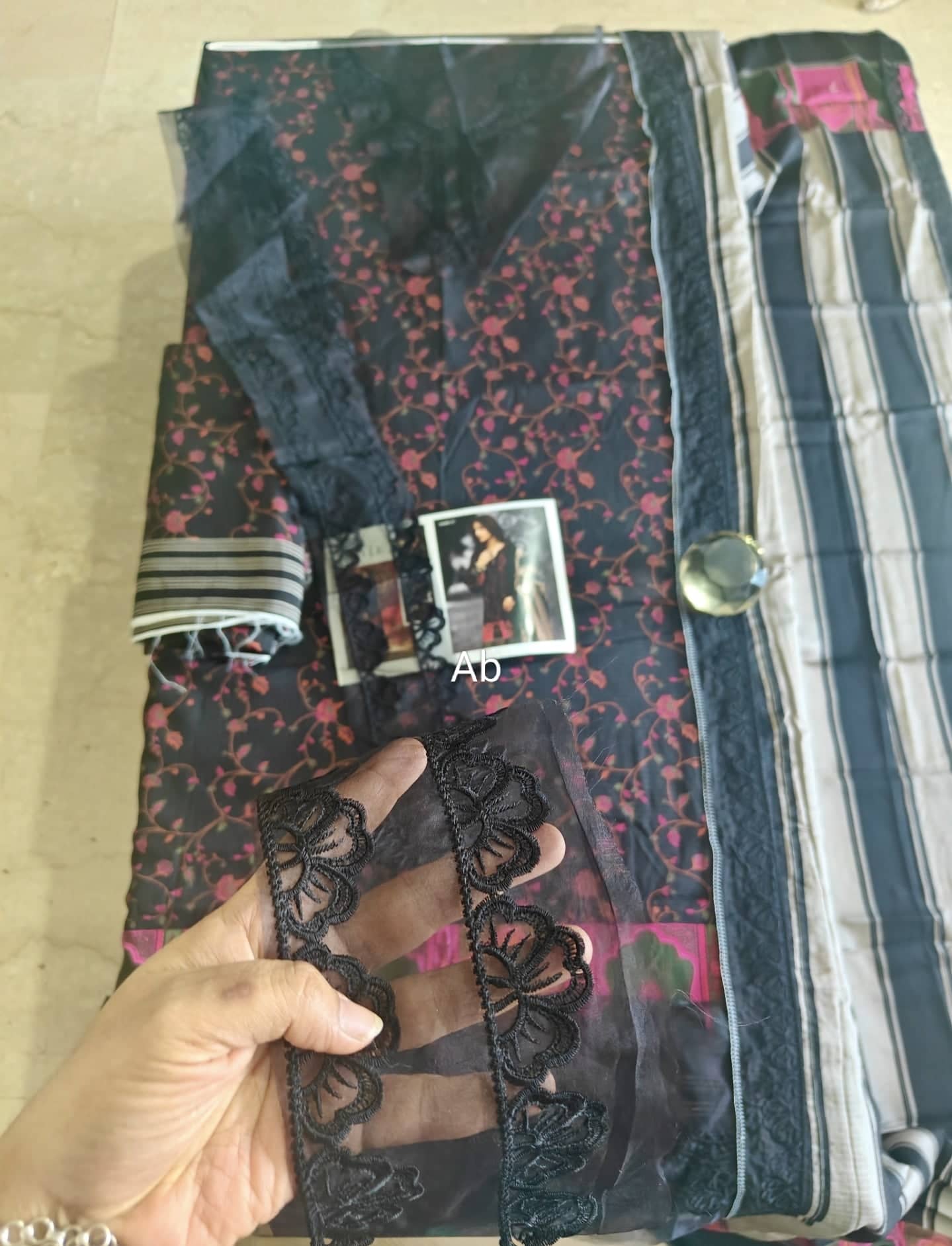 Charizma Aniiq open pics Open Pic/Charizma Aniiq Vol 2/Embroideried Linen Shawls/ANW6-17