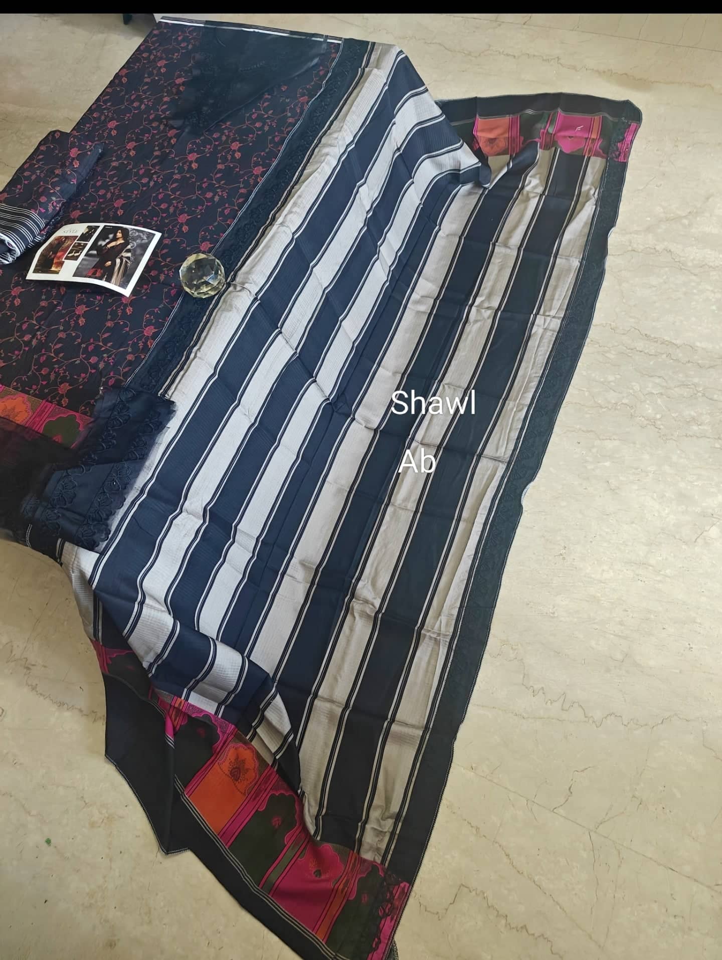 Charizma Aniiq open pics Open Pic/Charizma Aniiq Vol 2/Embroideried Linen Shawls/ANW6-17