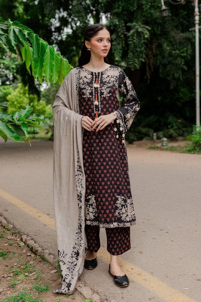 img_charizma_c_prints_fall_awwal_boutique