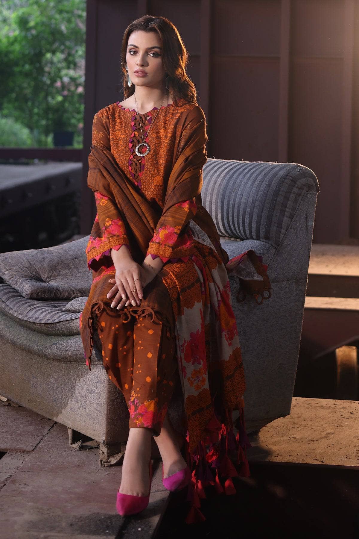 img_charizma_fall_khaddar_awwal_boutique