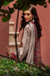 img_charizma_c_prints_fall_winter_awwal_boutique